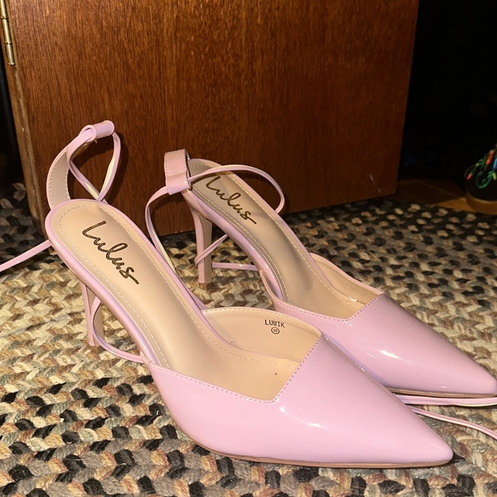Violet tie up heels